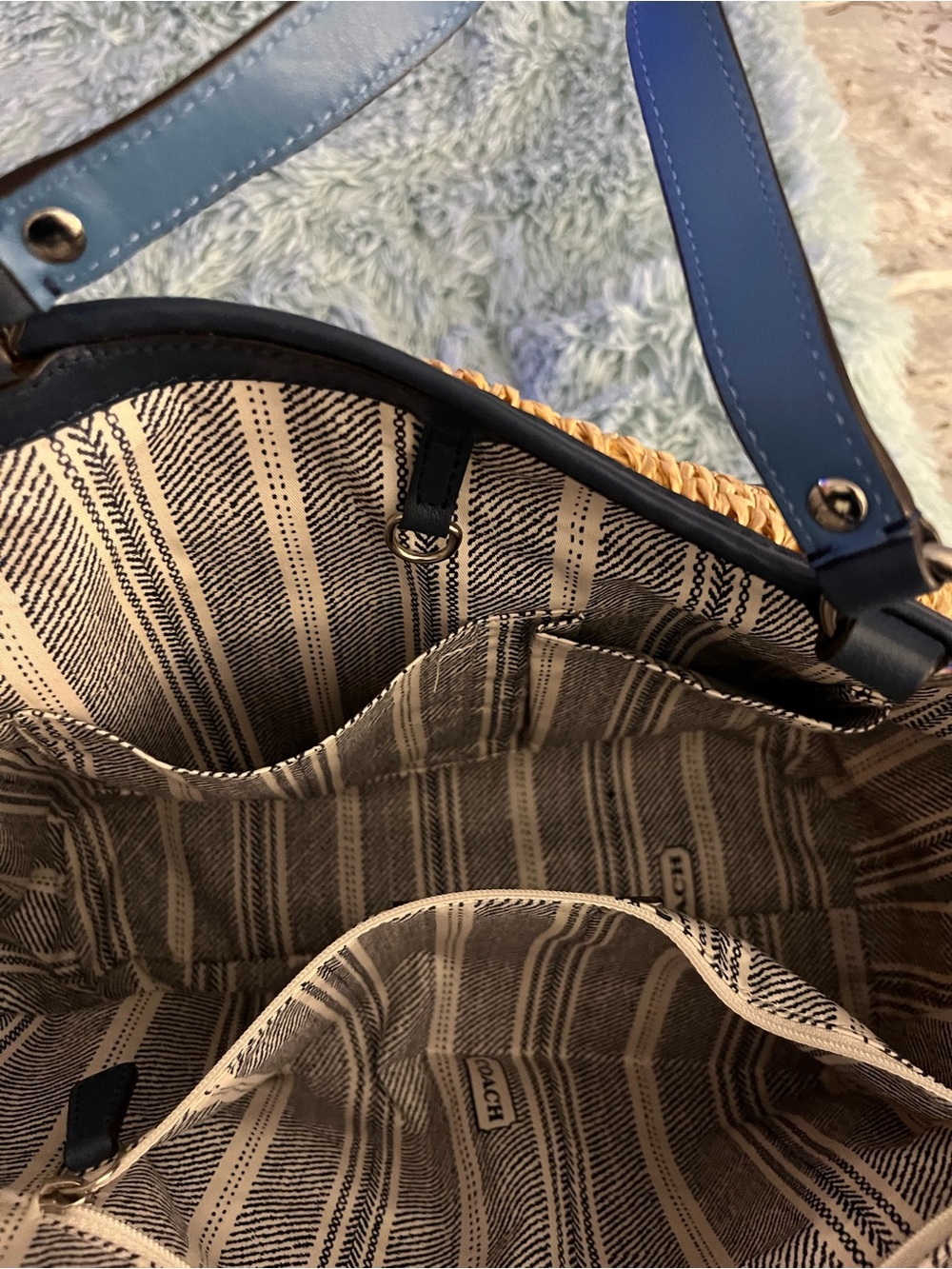 Coach Straw & Leather Legacy Resort Tote Bag w Contrasting Blues EUC - Picture 13 of 13
